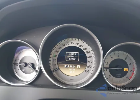 2012 Mercedes-Benz C 250 Sport z USA, uszkodzony, nr VIN WDDGF4HB0CR222893